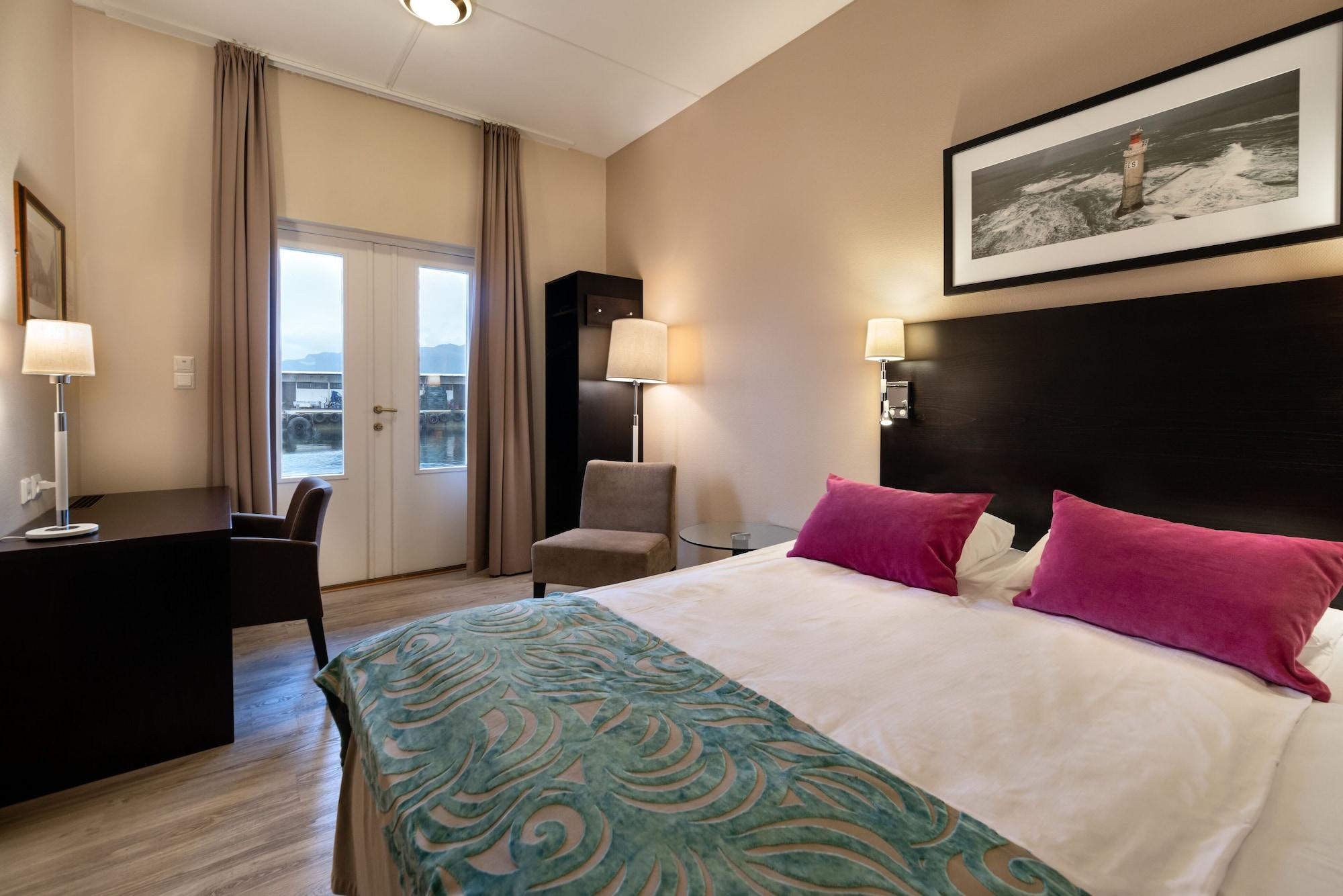 Quality Hotel Floro Ngoại thất bức ảnh