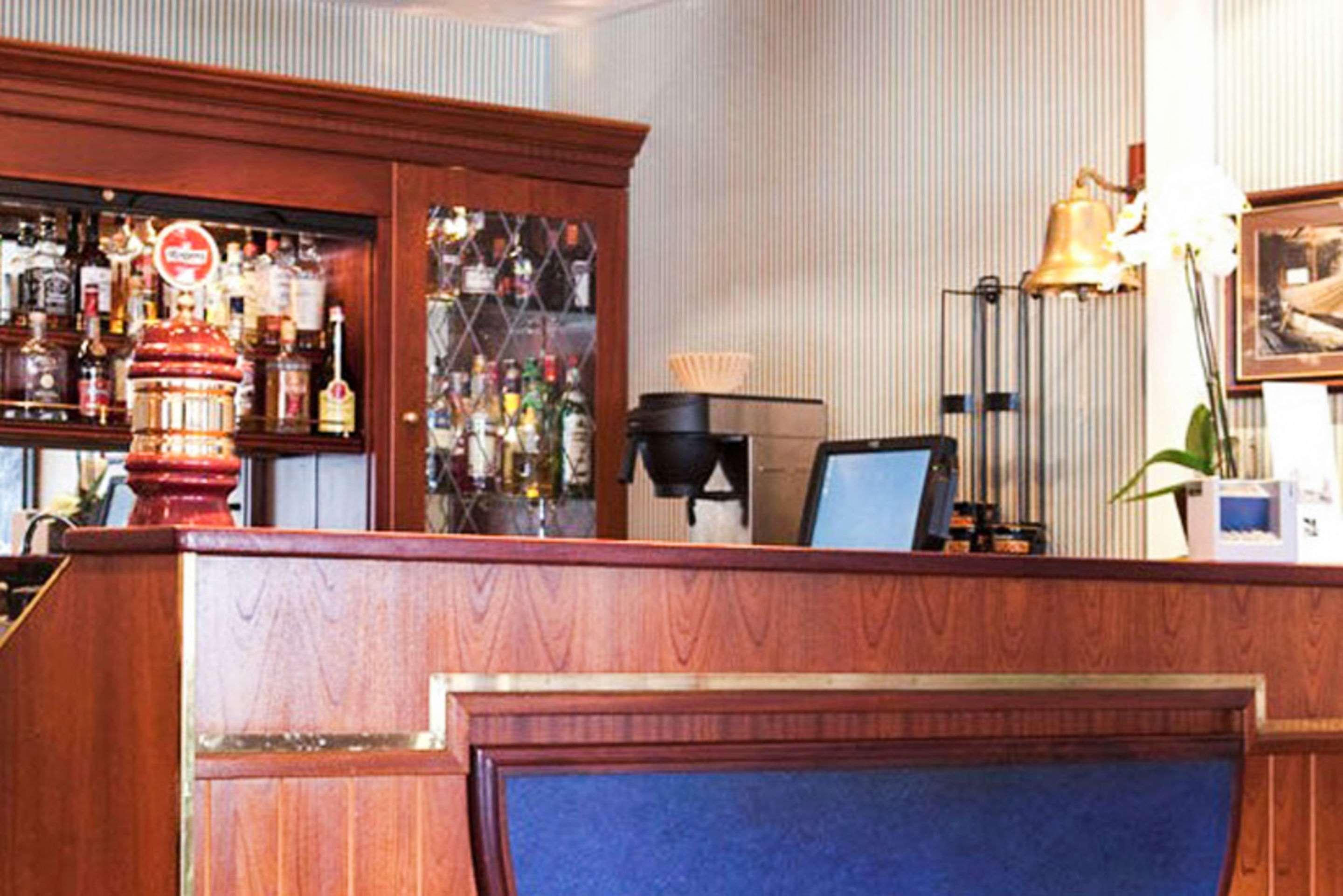 Quality Hotel Floro Ngoại thất bức ảnh